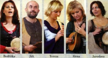 Skupina středověké hudby Gutta - Bedřiška Koželuhová, Jiří Hlobil, Tereza Němečková, Alena Kozáková, Jaroslava Smoláková